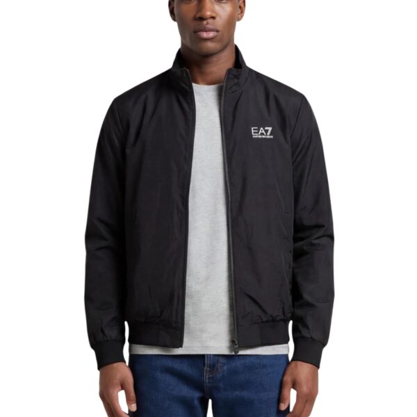 Ea7 Яке МЪЖe