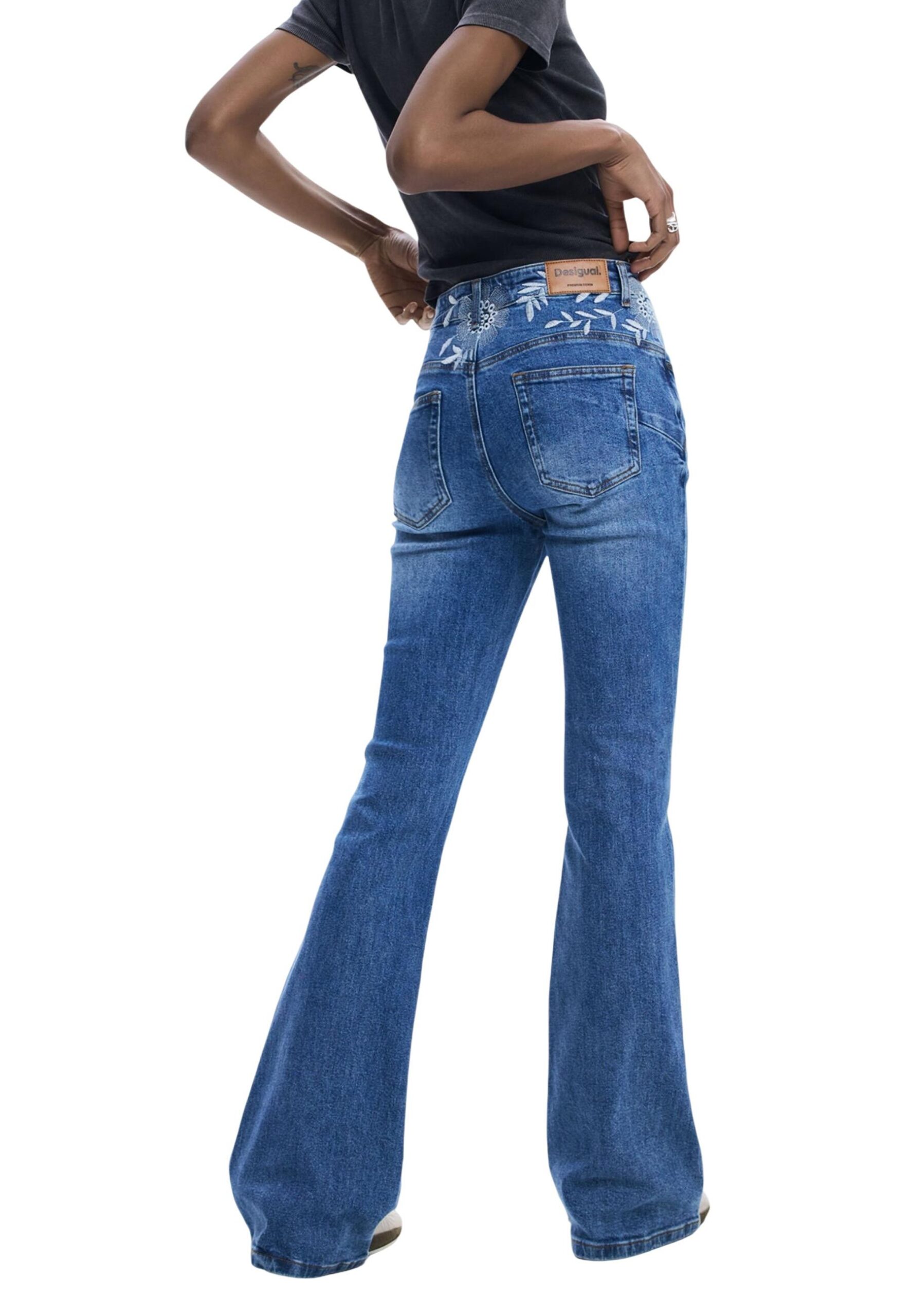 Desigual Дънки Жени - Image 3